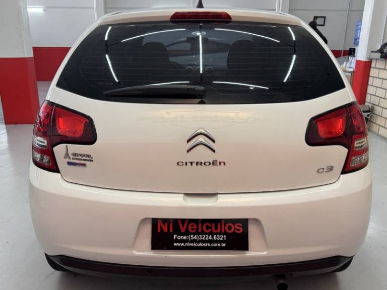 CITROËN - C3 - 2016/2017 - Branca - R$ 44.900,00
