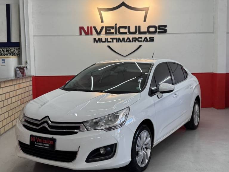 CITROËN - C4 LOUNGE - 2016/2017 - Branca - R$ 61.900,00