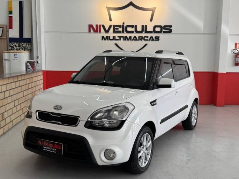 KIA MOTORS - SOUL - 2012/2012 - Branca - R$ 44.900,00