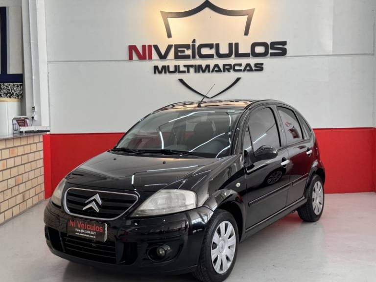 CITROËN - C3 - 2008/2009 - Preta - R$ 24.900,00